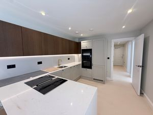 81 Farleigh Road